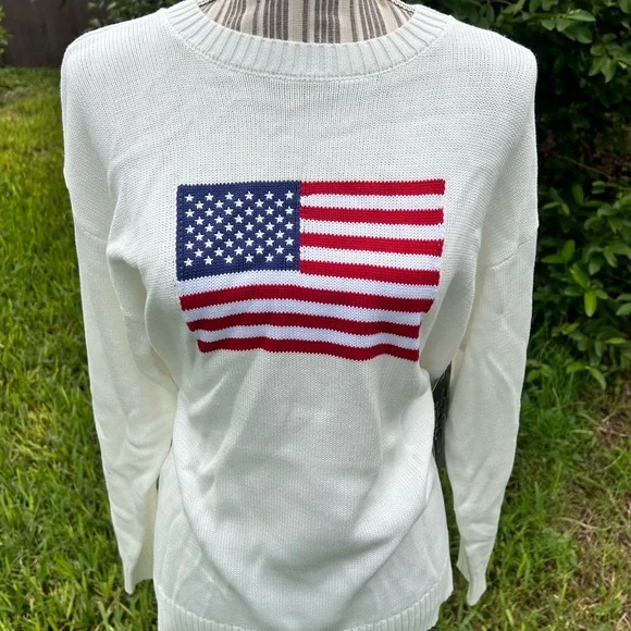 NWT United States Flag Sweater - Picture 1 of 2